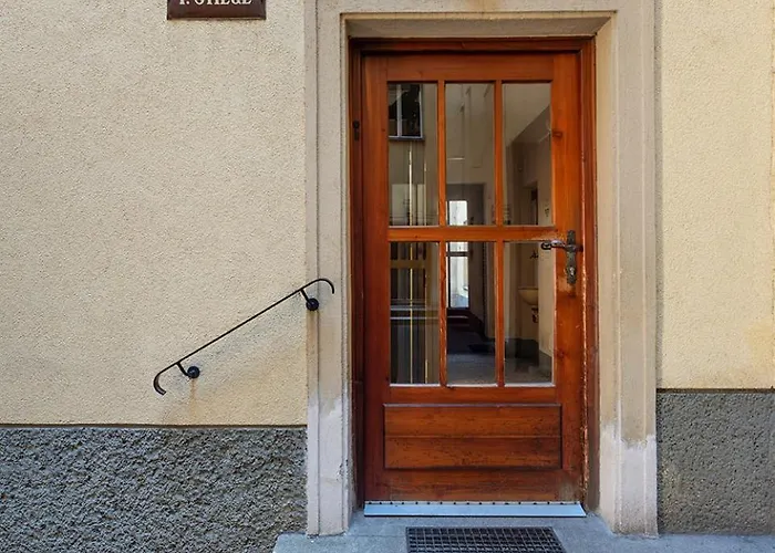 Stadt Vor Der Tuere Und Dennoch Ruhig Gelegen Appartement