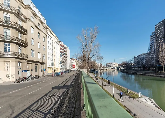 Stadt Vor Der Tuere Und Dennoch Ruhig Gelegen Appartement *
