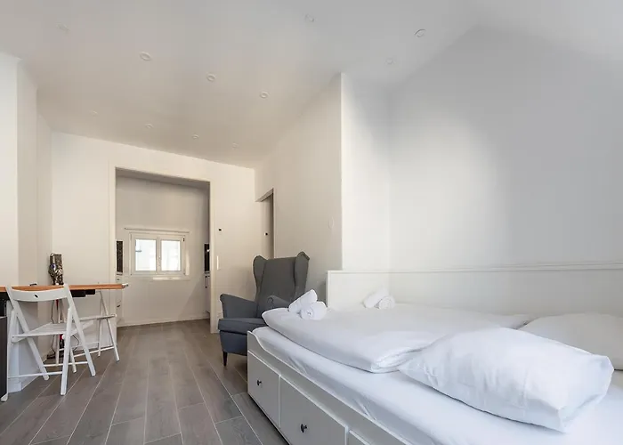 Appartement Stadt Vor Der Tuere Und Dennoch Ruhig Gelegen Vienne